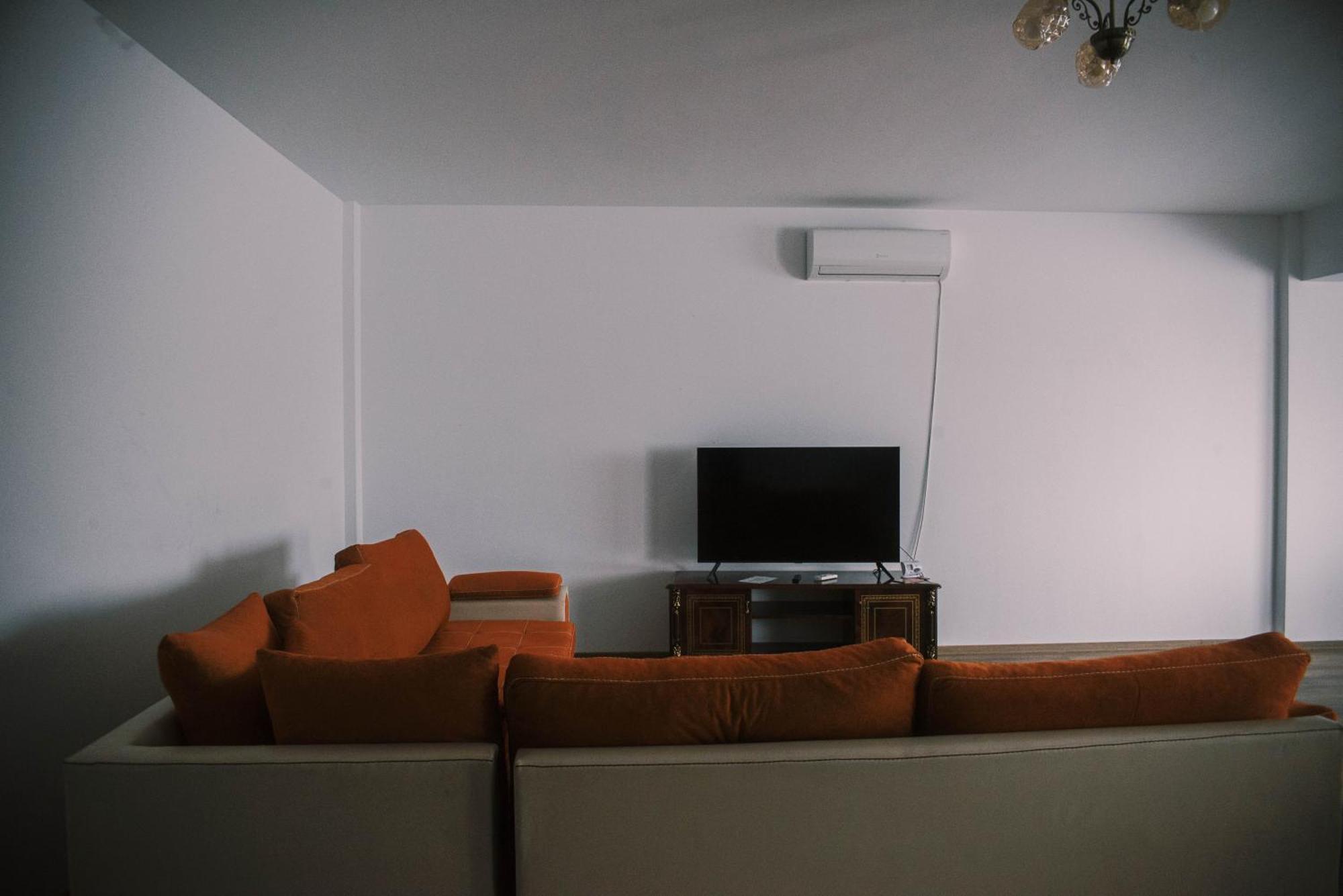 Buhay Osanu Bed & Breakfast Satu Mare Ngoại thất bức ảnh