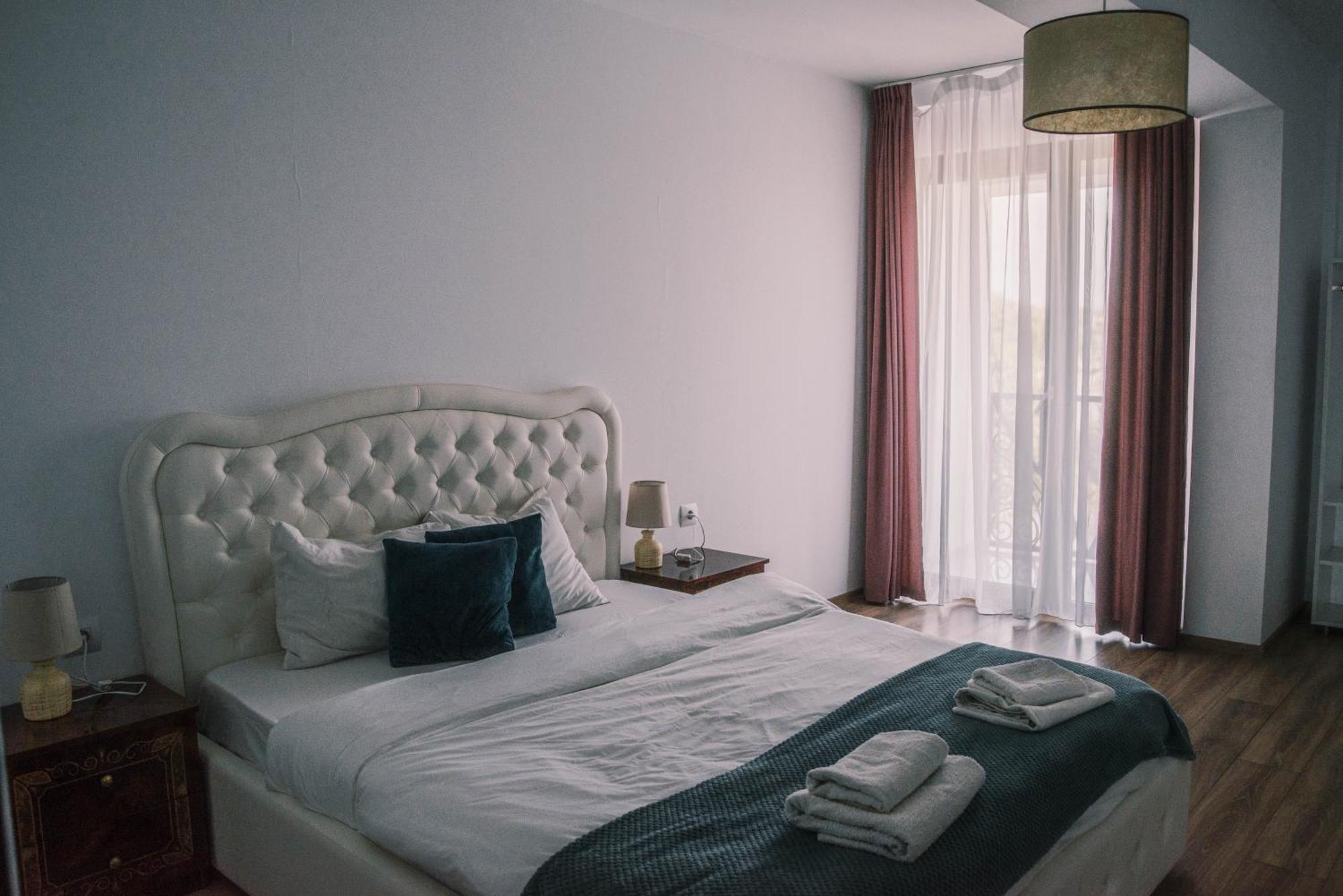 Buhay Osanu Bed & Breakfast Satu Mare Ngoại thất bức ảnh